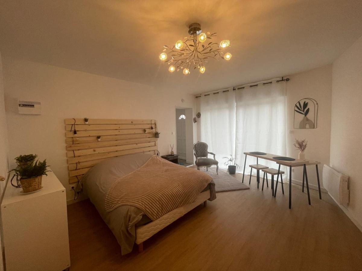 Studio Equipe Apartment Valenciennes Bagian luar foto
